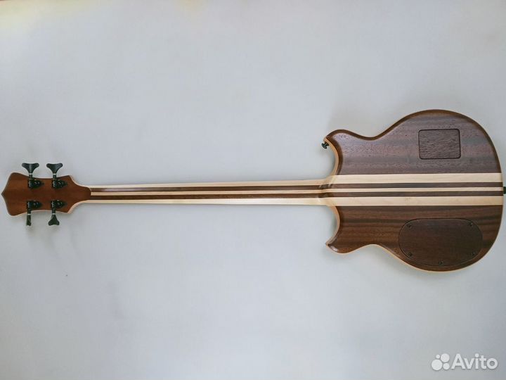 Мастеровая бас гитара