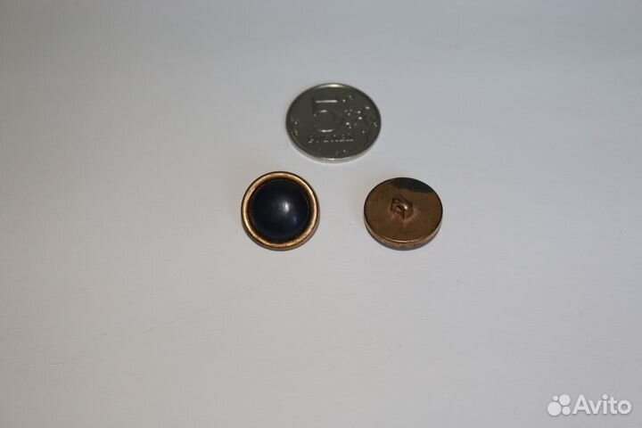 Пуговицы СССР золотистый ободок темная вставка