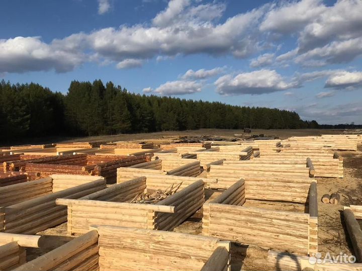 Сруб дома (бани)