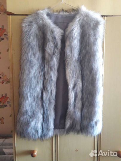 Меховая жилетка искусственный мех