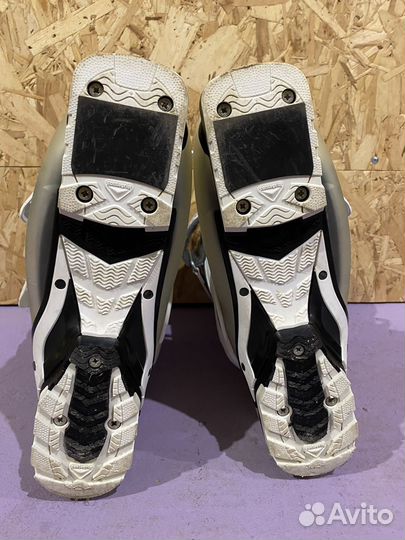 Горнолыжные ботинки женские 26