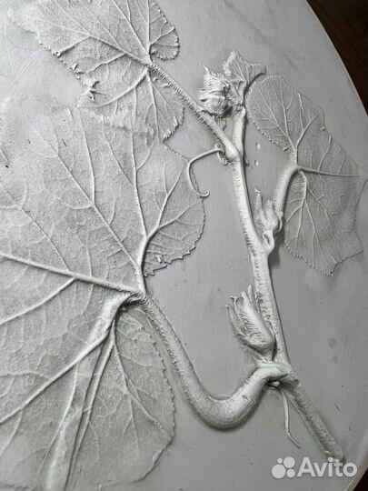 Ботанический барельеф, гипсовое панно