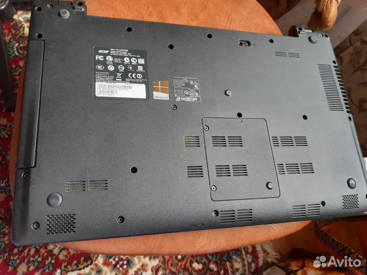 Продам ноутбук Аcer v5-551 zrp 84554 g50 makk