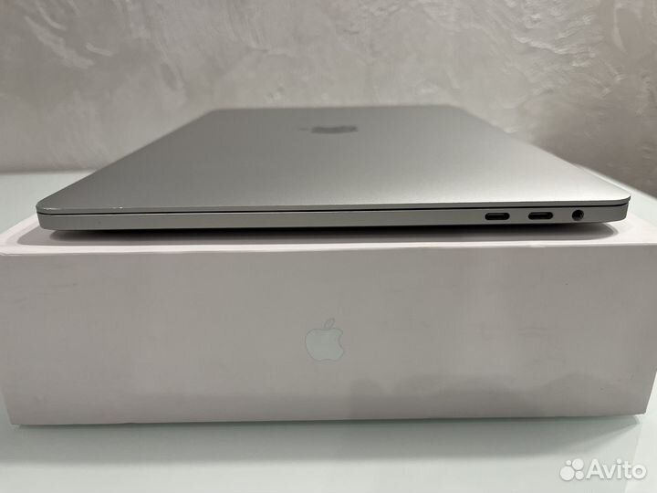 Apple MacBook Pro 13 2020 i5 16gb 512gb
