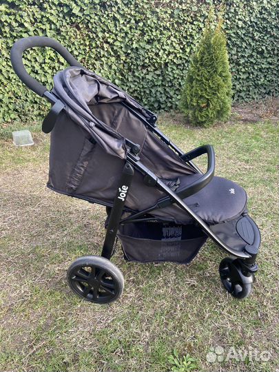 Прогулочная коляска Joie Litetrax 4 S