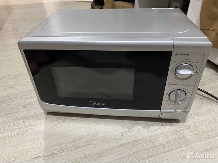 Микроволновая печь Midea