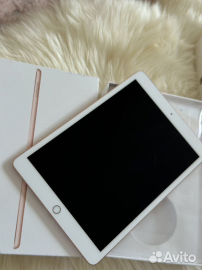 Apple iPad 7 куплен 2020 128 гб
