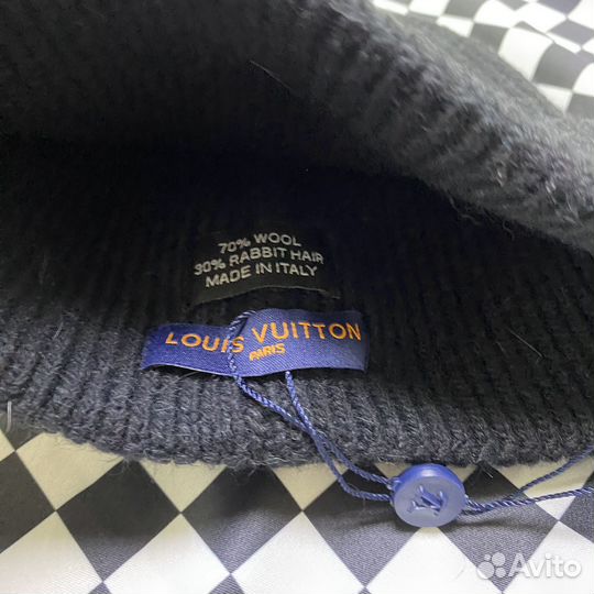 Шапка LV