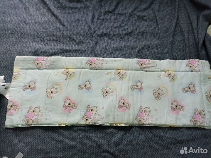 Бортики в кроватку