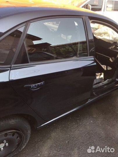 Стеклоподъемник двери задний правый Volkswagen