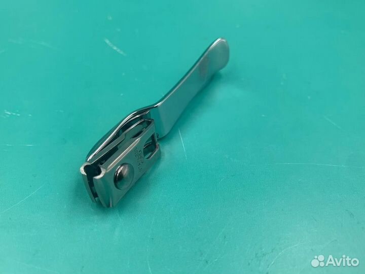 20538 Кусачки для ногтей MR. green