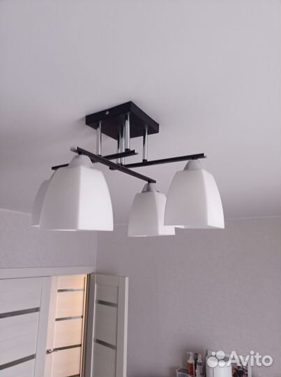 Люстра потолочная бу