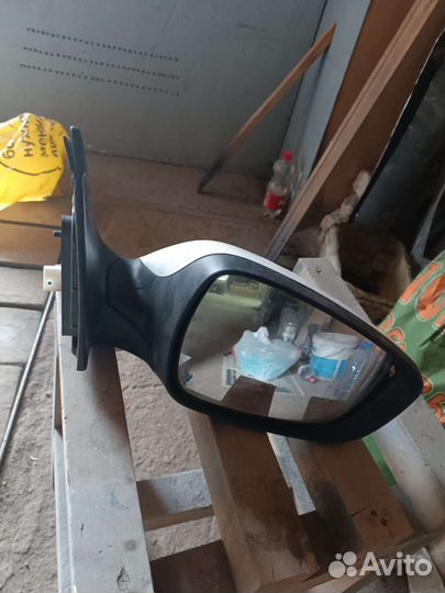 Зеркало боковое правое hyundai i30