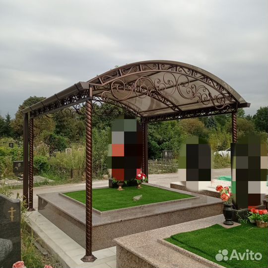 Навесы на кладбище из лексана и профнастила