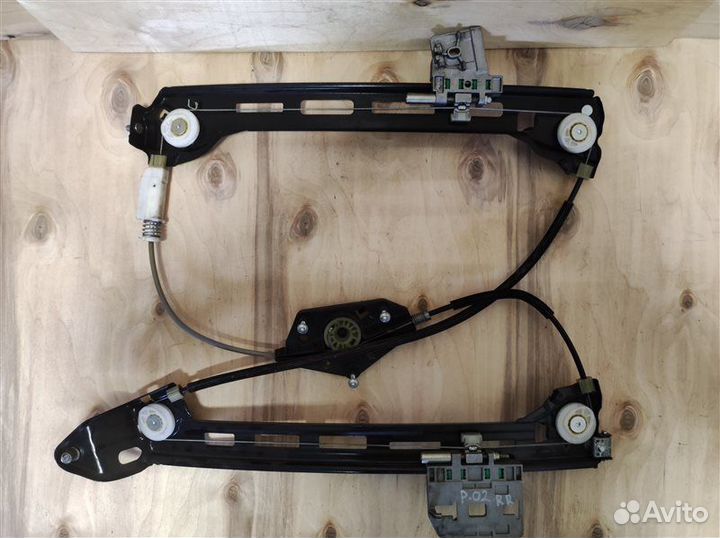 Стеклоподъемник задний правый Vw Passat Cc