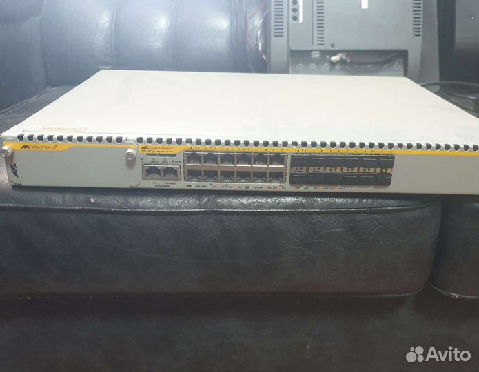Allied Telesyn AT-х900-12XT/S