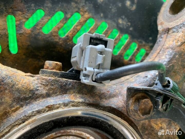 Датчик abs прав. перед. Toyota Tundra