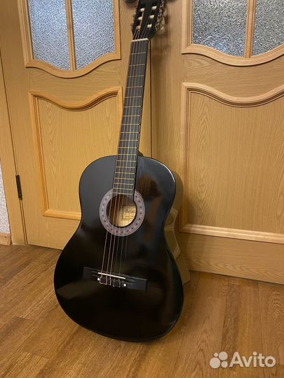 Классическая гитара новая (Bellucci bc3905)
