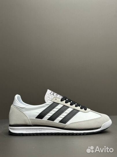 Adidas SL 72