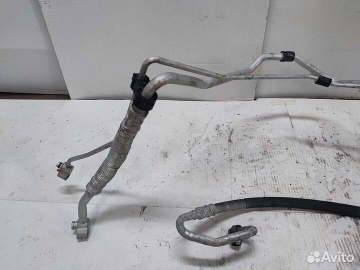 Трубки кондиционера Tiguan 1