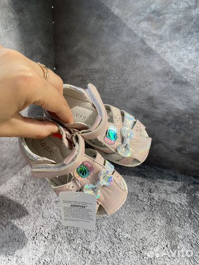 Новые сандали для девочки 23-28