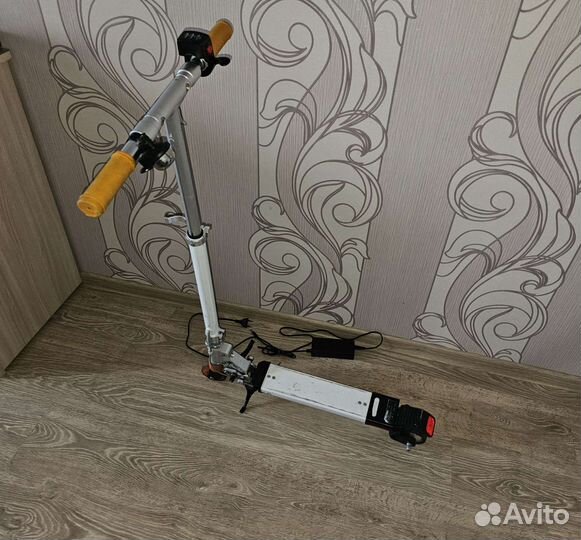 Электросамокат airwheel Z8