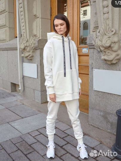 Спортивный костюм новый 42-44