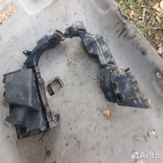 Корпус воздушного фильтра Шкода Октавия тур (А4U1)