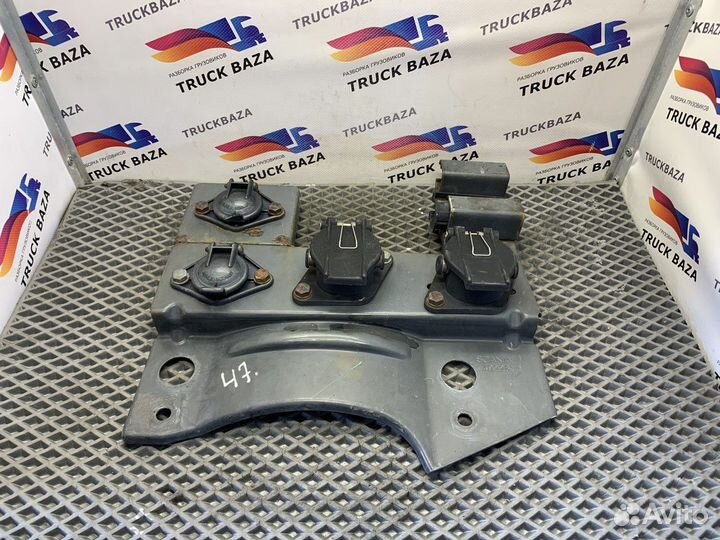 Кронштейн розеток Scania 5-series