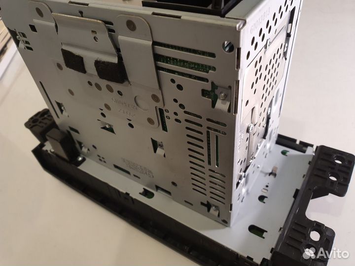 Магнитола на KIA mohave 1 поколение