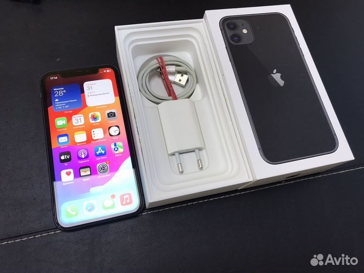 iPhone 11, 64 ГБ