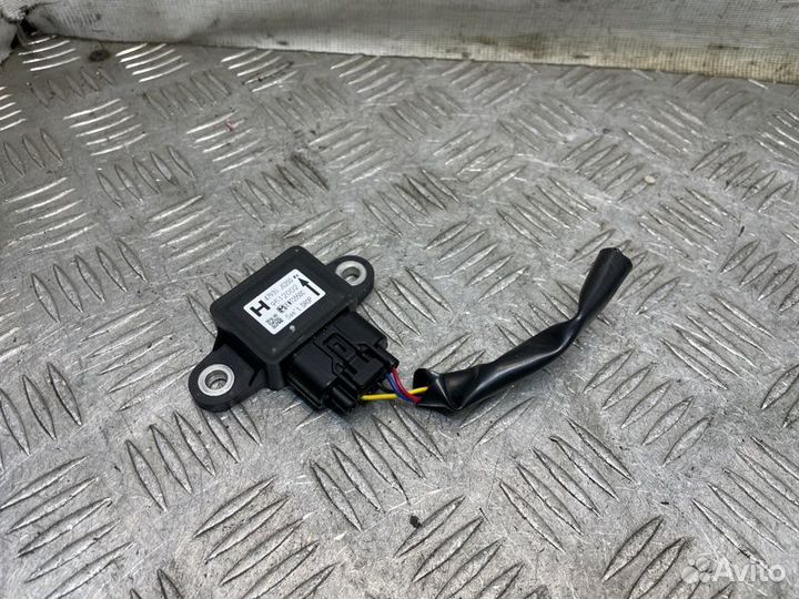 Датчик ускорения Nissan X-Trail T31 QR25DE 2009