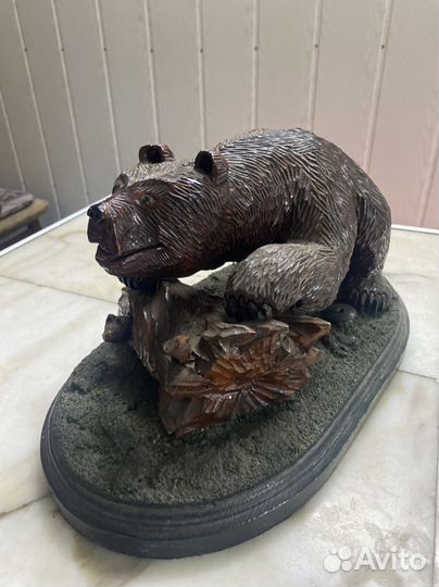 Статуэтка медведь