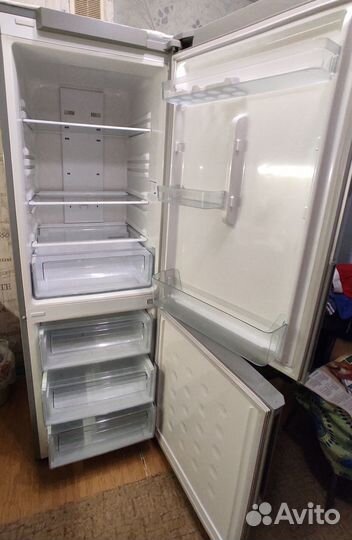 Продажа холодильника бу Самсунг