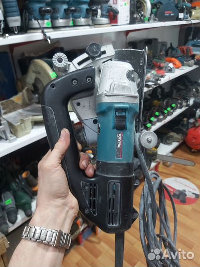 Штроборез Makita sg 1250