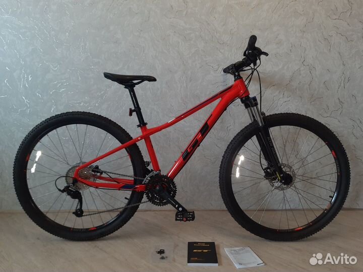 Велосипед горный GT R29