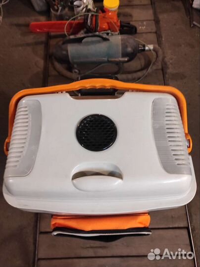 Автомобильный холодильник