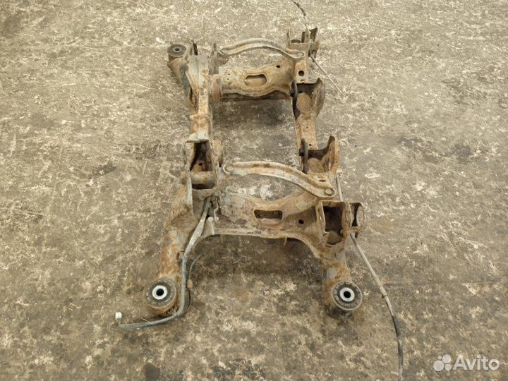 Балка задняя Suzuki Grand Vitara JT 2.0 2007