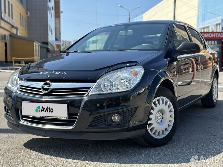Opel Astra 1.6 МТ, 2012, 156 000 км