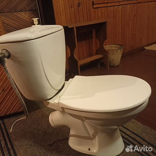 Унитазы и бачки бу