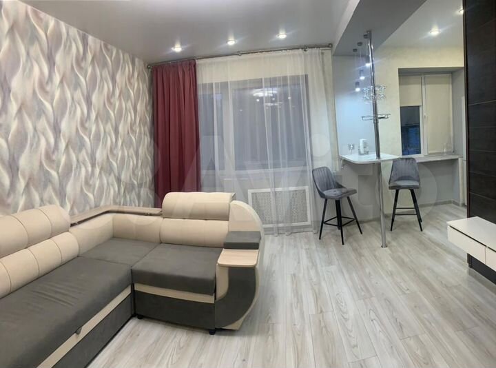 2-к. квартира, 42 м², 2/4 эт.