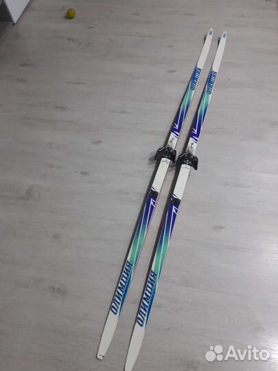 Лыжи и ботинки 39