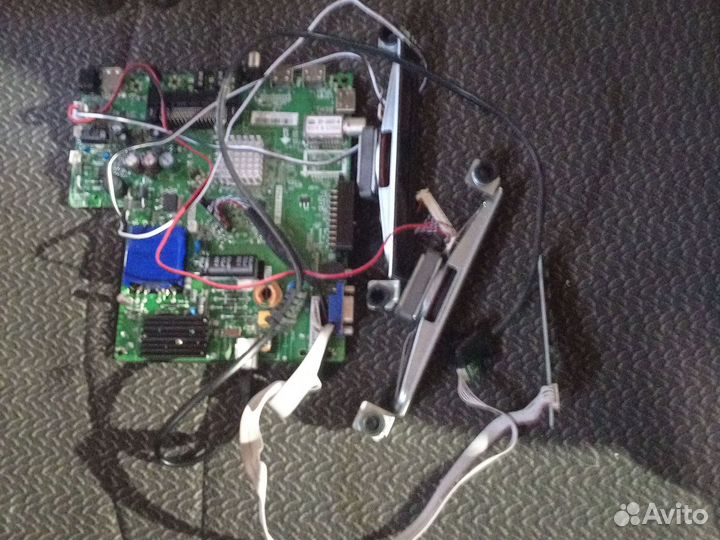 Плата от телевизора Orion OLT-32202