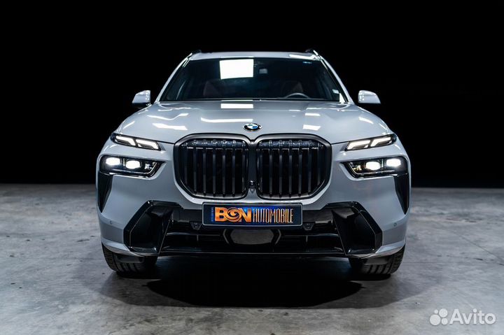 BMW X7 3.0 AT, 2022, 5 000 км