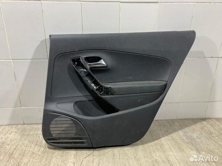 Обшивка двери задняя правая Volkswagen Polo sedan