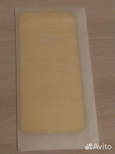 Силиконовый чехол, защитное стекло на iPhone 13