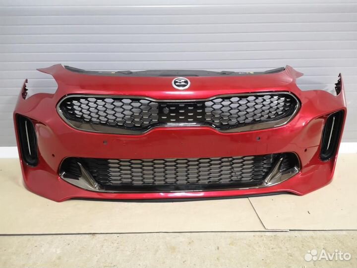 Бампер передний KIA Stinger I