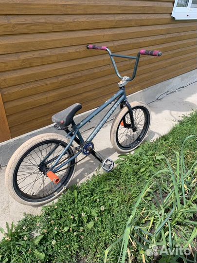 Трюковой велосипед bmx