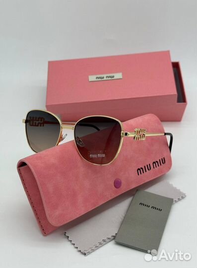Солнцезащитные Очки Miu Miu / Новинка 2025