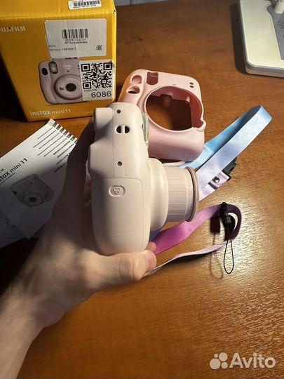 Фотоаппарат Fujifilm Instax Mini 11
